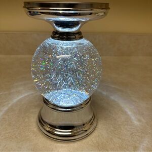 BBW Snowflake Musical candle Pedestal Holder